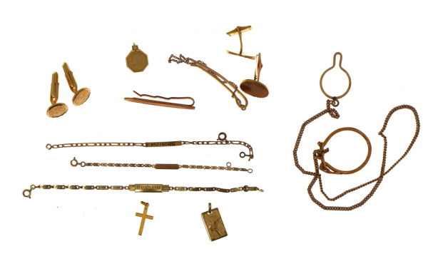 Petit lot de bijoux en plaqué or : 2 méd