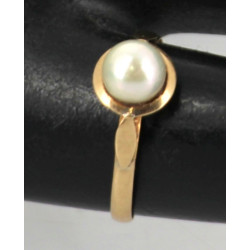 Petite bague en or jaune 18 cts, poinçon