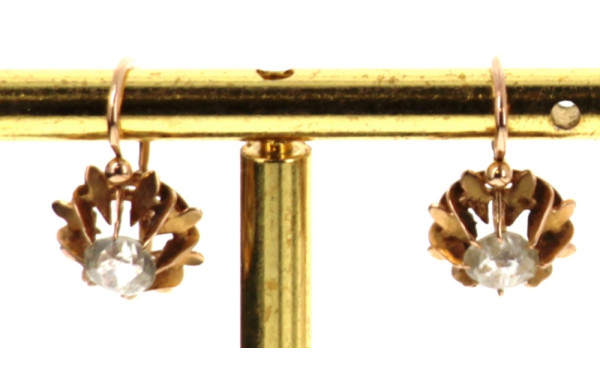 Paire de BO dormeuses en or jaune 18 cts