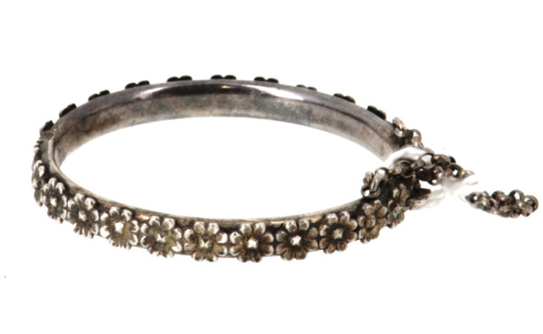 Bracelet de fillette en argent, décor de