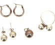 Lot de bijoux argent : une bague, 2 pair