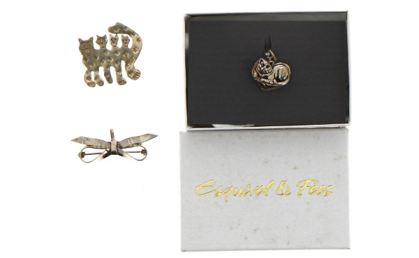 Lot de 3 bijoux en argent : 2 pendentifs