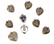 9 pendentifs en argent en forme de cœurs