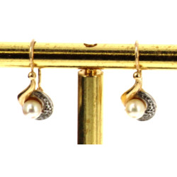 Paire de BO en or 18 cts, poinçon tête d