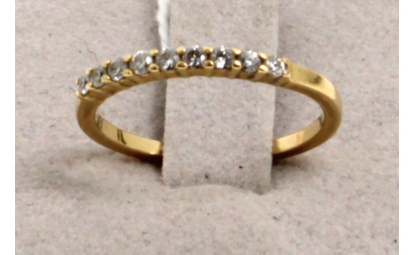 1/2 alliance en or 18 cts sertie de peti