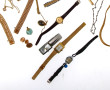 Lot de bijoux fantaisie dont plusieurs m