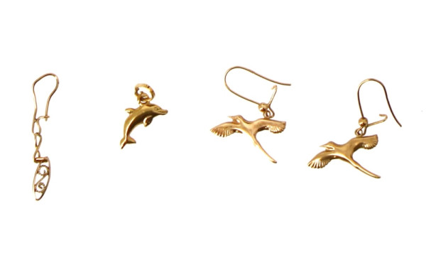 Paire de BO "oiseaux" en or 18 cts : on 