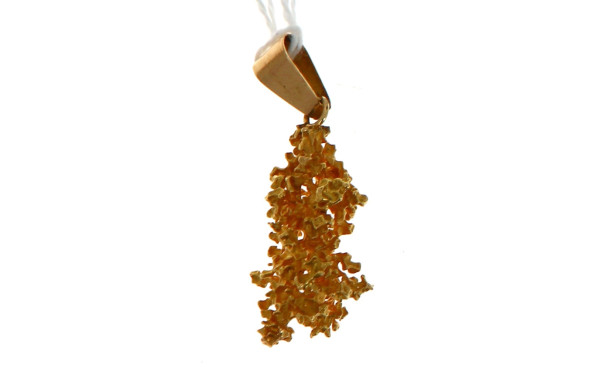 Pendentif en or jaune en forme de pépite