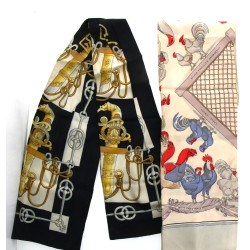 HERMES Paris - Echarpe en soie à bordure