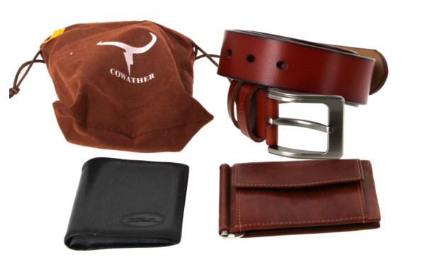Lot comprenant un porte-cartes Longchamp