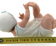 "Bébé", sujet en biscuit de porcelaine. 