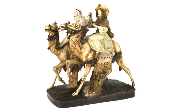 AUSTRIA - Groupe en porcelaine figurant 