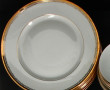 11 assiettes plates, 12 creuses, 1 ravie