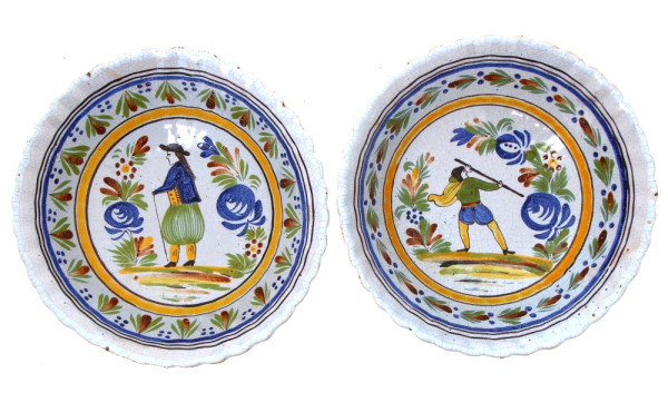 Paire de jattes creuses anciennes, avant