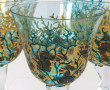 Suite de 5 verres à pied en verre peint 