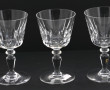 BACCARAT - 7 verres à porto en cristal, 