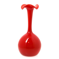 Important vase en verre orangé à col mou