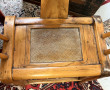 Paire de fauteuils chinois en bois clair