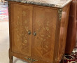 Meuble de style Louis XV en placage et m