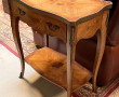 Petite table en placage et marqueterie f