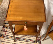 Paire de petits chevets en bois naturel 