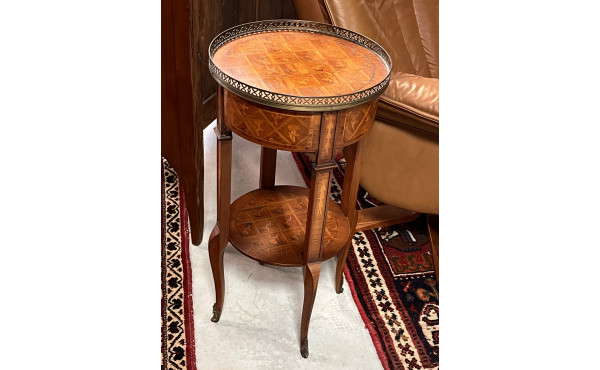 Petite table ronde style Transition en p