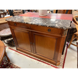 Buffet bas en bois fruitier de belle qua