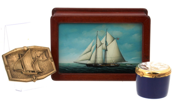 Thème MARINE - Lot comprenant un coffret