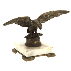 Aigle aux déployées, sujet en bronze ou 