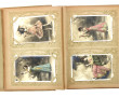 Album de cartes postales dont ballons, f