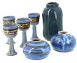 Lot de pièces en céramique bleue : 4 ver