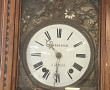 Horloge rustique, à balancier peint