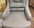 Paire de fauteuils confortables modernes