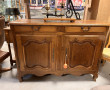 Buffet rustique ouvrant à 2 portes et 2 