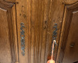 Buffet rustique ouvrant à 2 portes et 2 