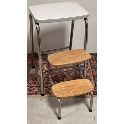 Marche pied vintage en formica