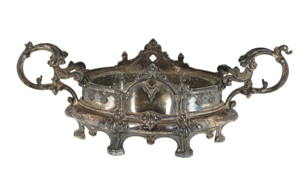 Jardinière en métal argenté à décor néo-