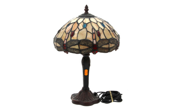 Lampe à poser, abat-jour vitrail dans le