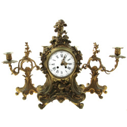 Garniture de cheminée en bronze de style