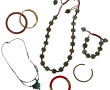 Lot de bijoux fantaisie : une parure en 