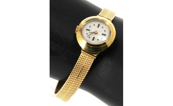 Montre bracelet de dame en or jaune 18 c
