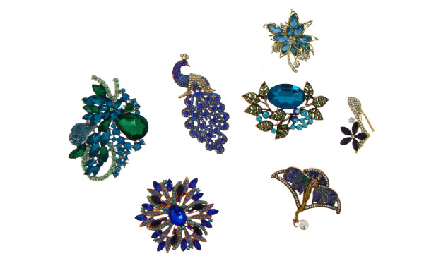 BROCHES - Lot de 7 broches fantaisie en 