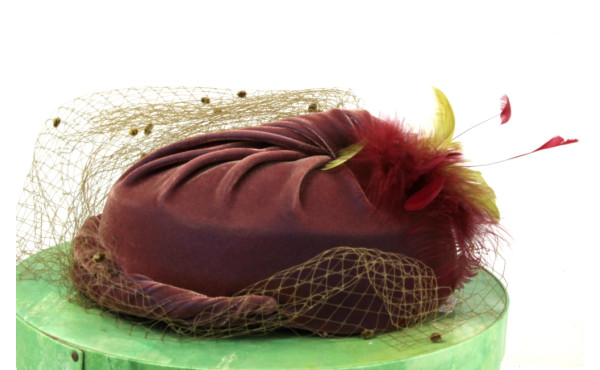 Chapeau de cérémonie, avec boîte à chape
