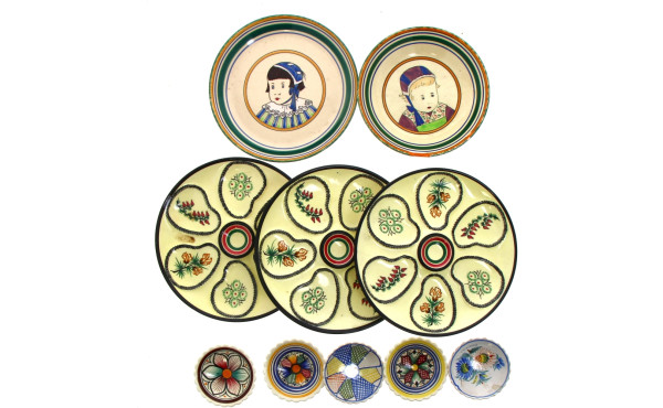 QUIMPER - Lot comprenant 3 assiettes à h
