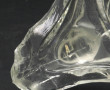 Paire de flambeaux en verre pressé moulé