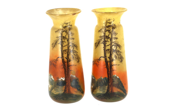 LEGRAS - Paire de vases en verre coloré 
