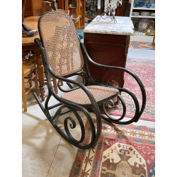 Rocking Chair (qqs traces d'usage)