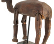 Grand dromadaire en bois sculpté et arti