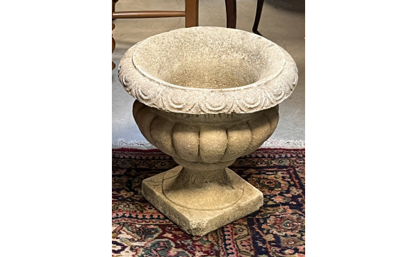 Vase de jardin en pierre reconstituée de