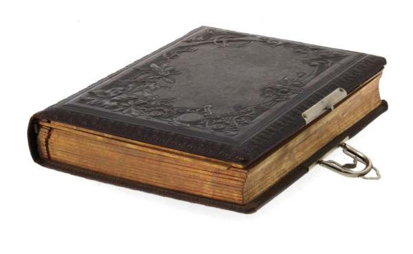 Album de photographies ancien en cuir ga